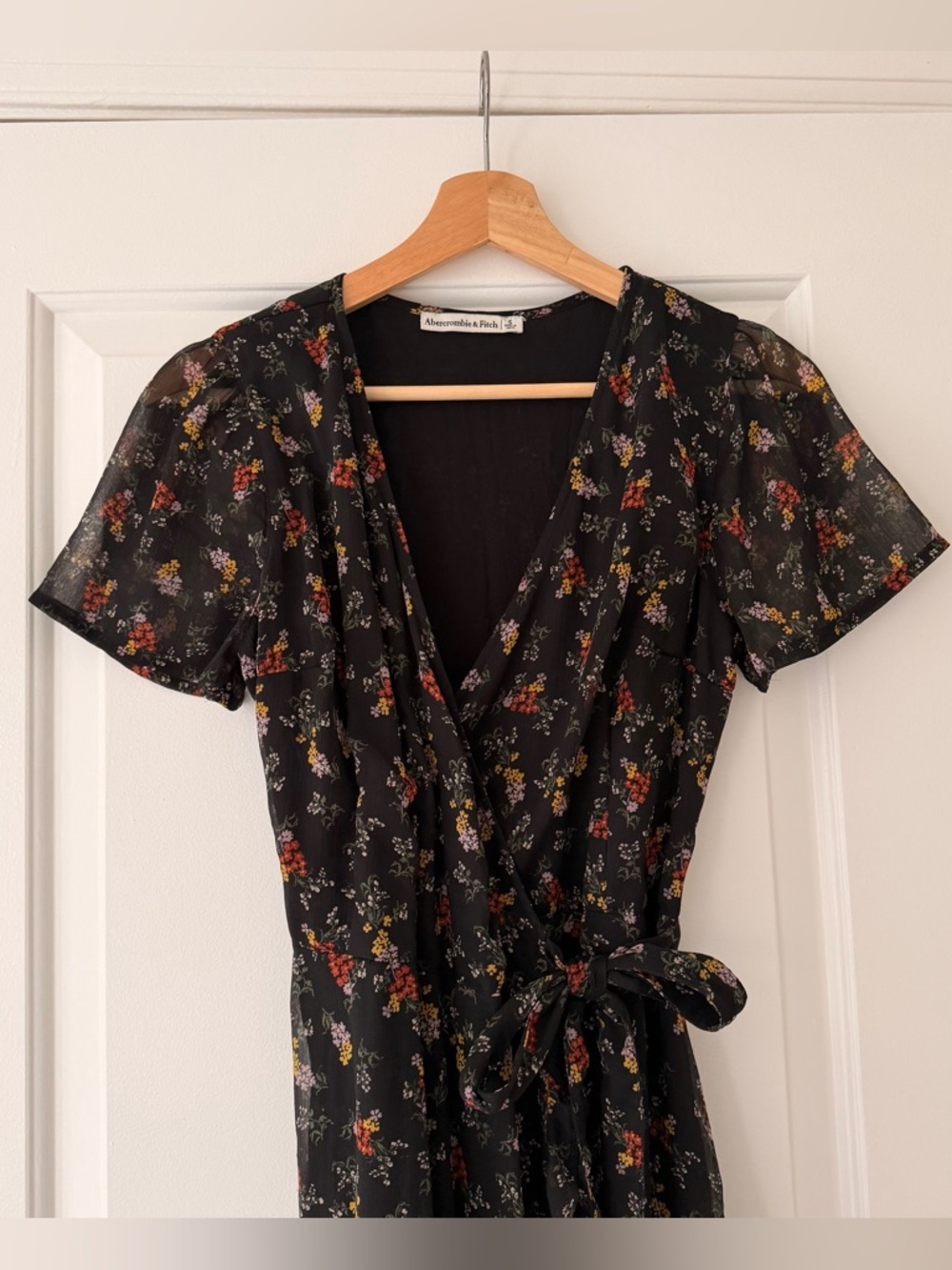 Abercrombie & Fitch Black Floral Midi Wrap Dress